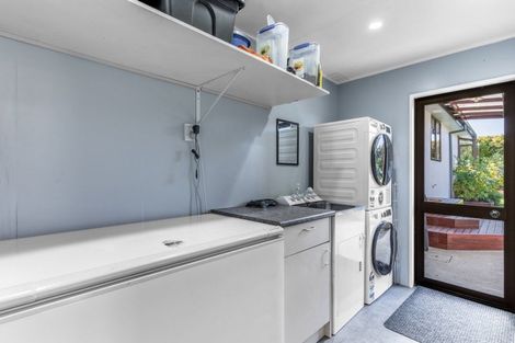 Photo of property in 335 Egerton Road, Winton, 9782