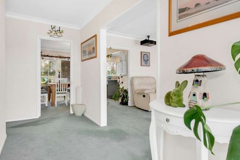 Photo of property in 11 Fratley Avenue, Farm Cove, Auckland, 2012