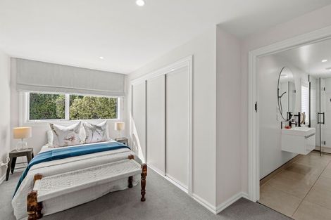 Photo of property in 87 Cashmere Road, Cashmere, Christchurch, 8022