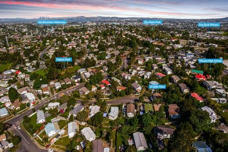 Photo of property in 15 Arde Place, Massey, Auckland, 0614