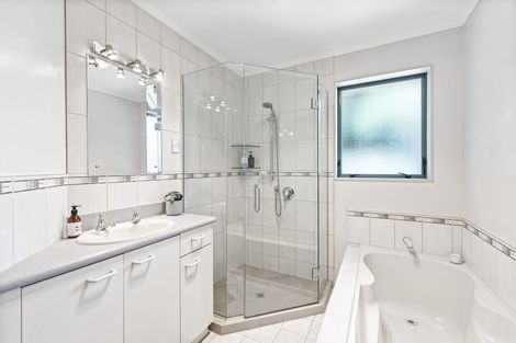 Photo of property in 21 Wood Leigh, Paraparaumu Beach, Paraparaumu, 5032