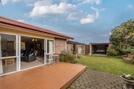 Photo of property in 16 Regent Avenue, Rangiora, 7400
