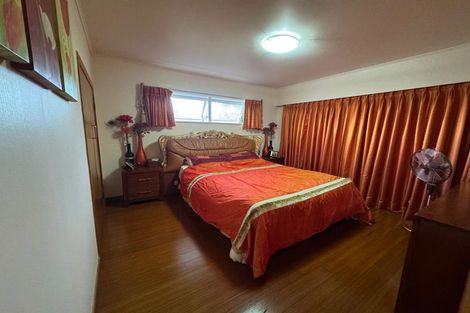 Photo of property in 99 Stottholm Road, Titirangi, Auckland, 0604