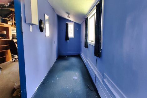 Photo of property in 41 Rhodes Drive, Kelvin Grove, Palmerston North, 4414