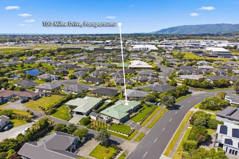Photo of property in 100 Milne Drive, Paraparaumu, 5032