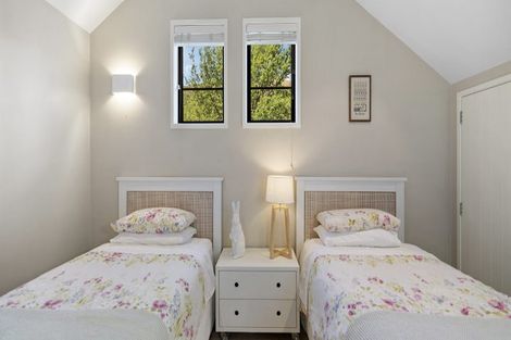 Photo of property in 100 Centennial Avenue, Arrowtown, 9302