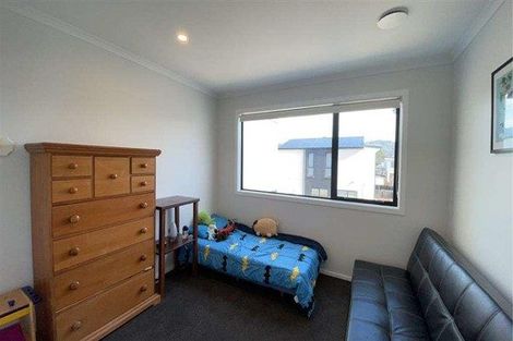 Photo of property in 7 Desert Gold Lane, Wallaceville, Upper Hutt, 5018