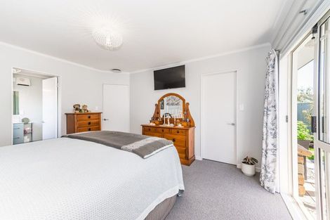 Photo of property in 5a Nathan Avenue, Paraparaumu Beach, Paraparaumu, 5032