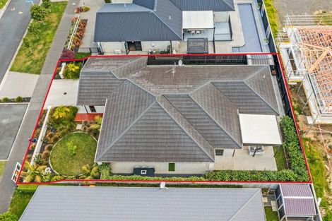 Photo of property in 22 Hiria Crescent, Papamoa Beach, Papamoa, 3118