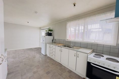 Photo of property in 40 Birdwood Avenue, Papatoetoe, Auckland, 2025