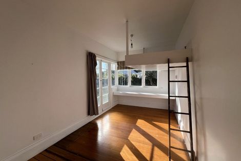 Photo of property in 33 Rogers Street, Sydenham, Christchurch, 8023