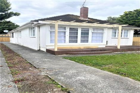 Photo of property in 16 Peck Street, Taita, Lower Hutt, 5011
