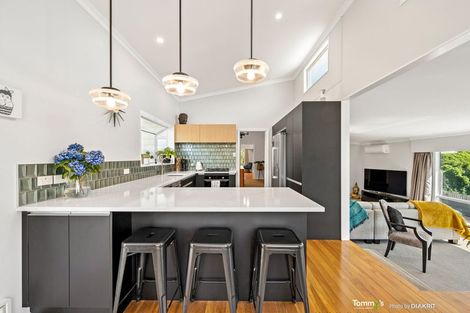 Photo of property in 100b Homebush Road, Khandallah, Wellington, 6035