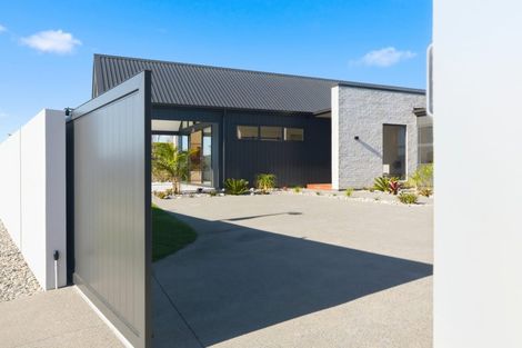 Photo of property in 1 Goodwin Crescent, Pyes Pa, Tauranga, 3112