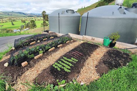 Photo of property in 2564 Middle Road, Poukawa, Hastings, 4178