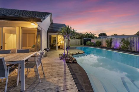 Photo of property in 24 Fahey Avenue, Mount Maunganui, 3116