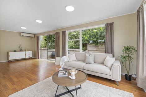 Photo of property in 102 Hibiscus Coast Highway, Red Beach, 0932