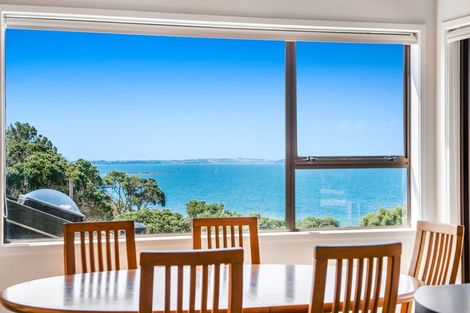 Photo of property in 1/59 Churchill Road, Murrays Bay, Auckland, 0630