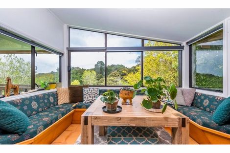 Photo of property in 13 Mceldowney Road, Titirangi, Auckland, 0604
