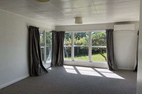 Photo of property in 7 Papawai Road, Greytown, 5712