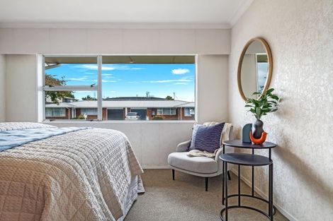 Photo of property in 2 Tupaea Place, Otumoetai, Tauranga, 3110