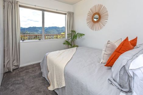 Photo of property in 8 Ridge Road, Tairua, 3508