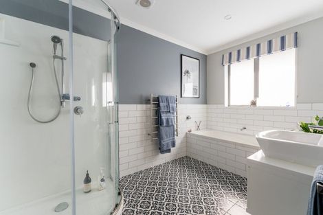 Photo of property in 8 Silver Springs Boulevard, Mosgiel, 9024