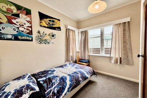 Photo of property in 1 Russell Street, Waterloo, Lower Hutt, 5011