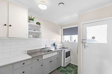 Photo of property in 1/84 Linton Street, West End, Palmerston North, 4410