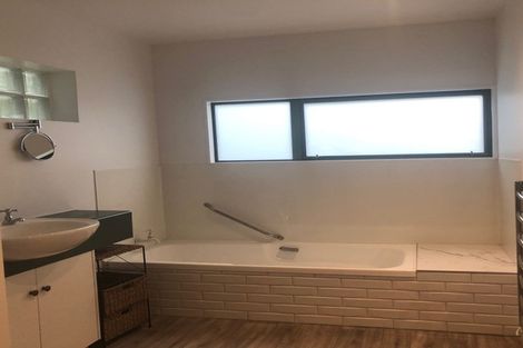 Photo of property in 134 Wadestown Road, Wadestown, Wellington, 6012