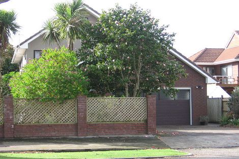 Photo of property in 39 Union Street, Hokowhitu, Palmerston North, 4410