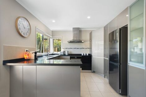 Photo of property in 17 Tatahi Cove, Papamoa Beach, Papamoa, 3118