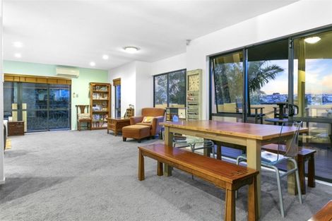 Photo of property in 21 Wairere Road, Torbay, Auckland, 0630