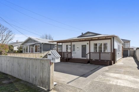 Photo of property in 21 Elizabeth Street, Moera, Lower Hutt, 5010