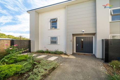 Photo of property in 35 Mcgrath Way, Taita, Lower Hutt, 5011