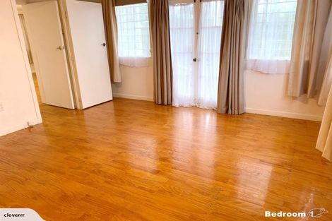 Photo of property in 37 Royal Road, Massey, Auckland, 0614