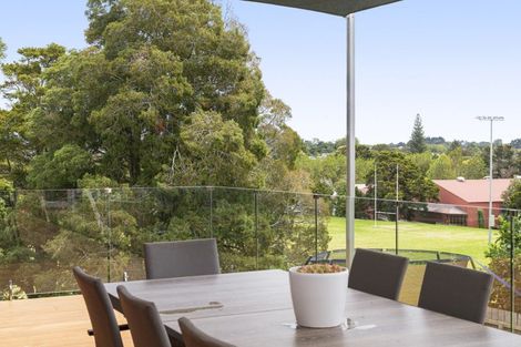 Photo of property in 2/32 Prospect Terrace, Pukekohe, 2120