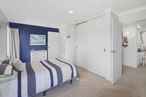 Photo of property in 68 Links View Drive, Omokoroa, 3114