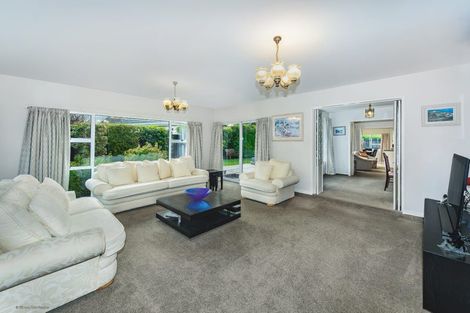 Photo of property in 22 Felstead Place, Avonhead, Christchurch, 8042