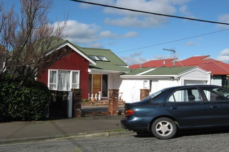 Photo of property in 11 Naughton Terrace, Kilbirnie, Wellington, 6022