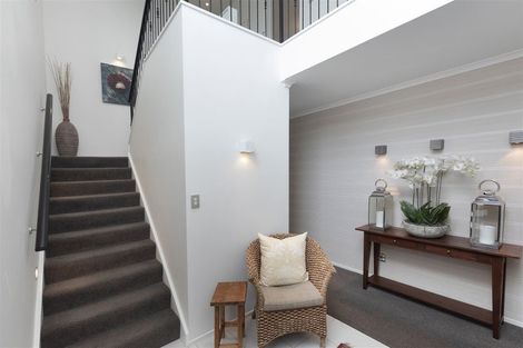 Photo of property in 135a Avonhead Road, Avonhead, Christchurch, 8042