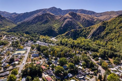 Photo of property in 70 Buckingham Street, Arrowtown, 9302