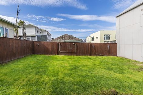 Photo of property in 60 Wilson Street, Newtown, Wellington, 6021