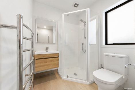 Photo of property in 42 Accolage Boulevard, Kumeu, 0810