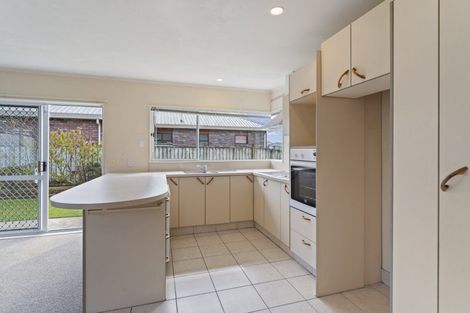 Photo of property in 17a Carlisle Street, Levin, 5510