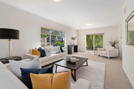 Photo of property in 1/140 Churchill Road, Rothesay Bay, Auckland, 0630
