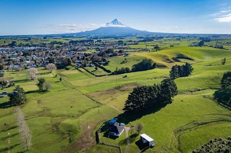 Photo of property in 6 King Edward Street, Eltham, 4322