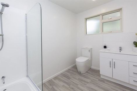 Photo of property in 2 Bayliss Close, Northwood, Christchurch, 8051