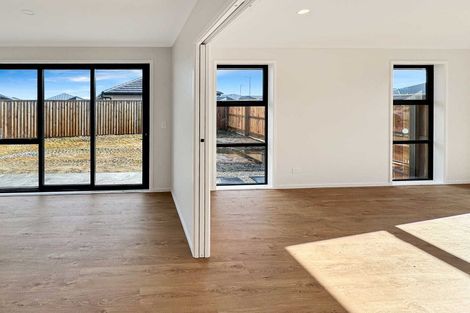 Photo of property in 20 Blue Jacket Drive, Halswell, Christchurch, 8025