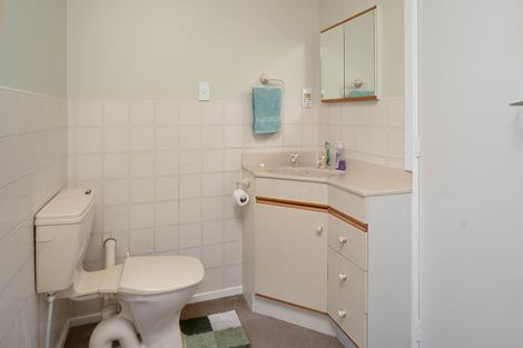 Photo of property in 399 Yaldhurst Road, Russley, Christchurch, 8042